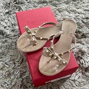 Authentic Valentino Rubber Rockstud Thong Size 37